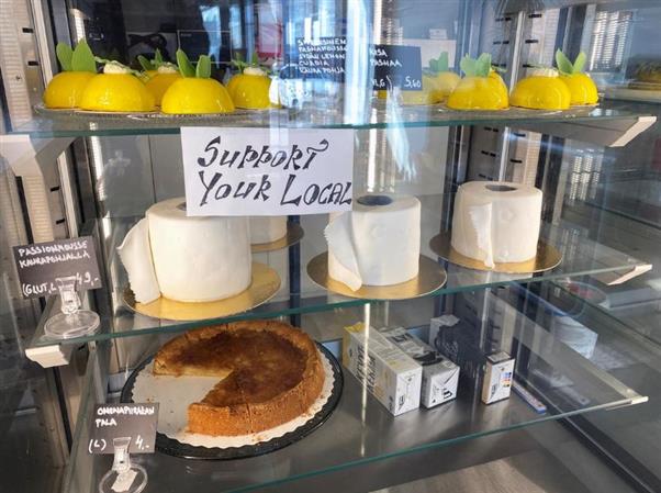 OMG: Novelty toilet roll cakes keep Finnish baker in business